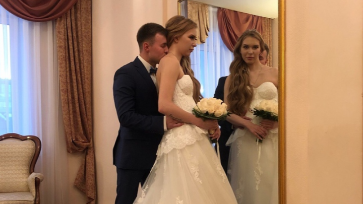 «Жениха не смутило мое темное прошлое»: екатеринбургская экс-любовница Гуфа вышла замуж