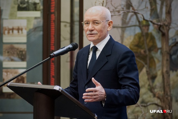 Рустэм Хамитов нарушил молчание Рустэм Хамитов нарушил молчание
