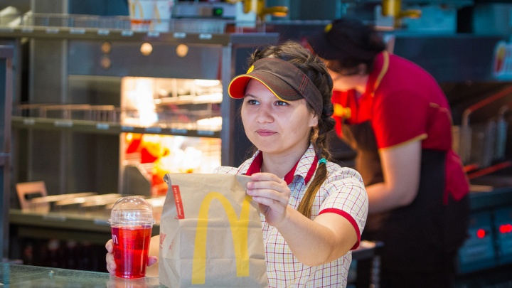 «Макдоналдс» направит 7 миллионов рублей на программу поддержки образования