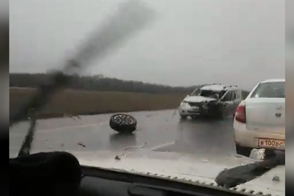 Столкнулись несколько автомобилей Столкнулись несколько автомобилей