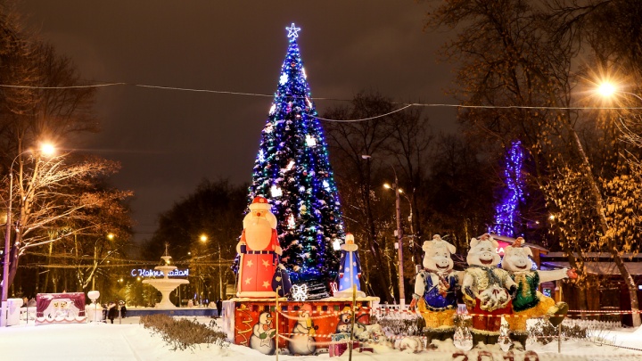 Три поросенка и снеговики из дерева. Гуляем по праздничному Нижнему Новгороду — 2