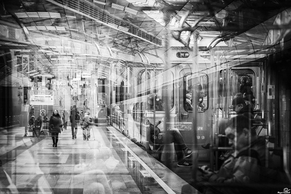 Свои снимки фотограф выкладывает в альбомах в соцсетях Свои снимки фотограф выкладывает в альбомах в соцсетях