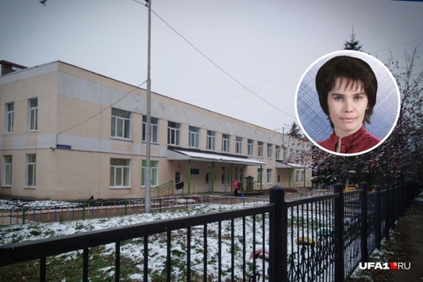 Женщина работала воспитательницей в детском саду Женщина работала воспитательницей в детском саду 