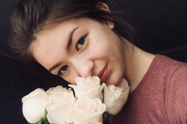 Юная Анастасия Мантуло сейчас находится дома под наблюдением родных Юная Анастасия Мантуло сейчас находится дома под наблюдением родных 