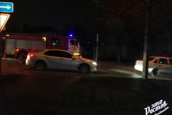 Мужчину с травмами увезли в больницу Мужчину с травмами увезли в больницу