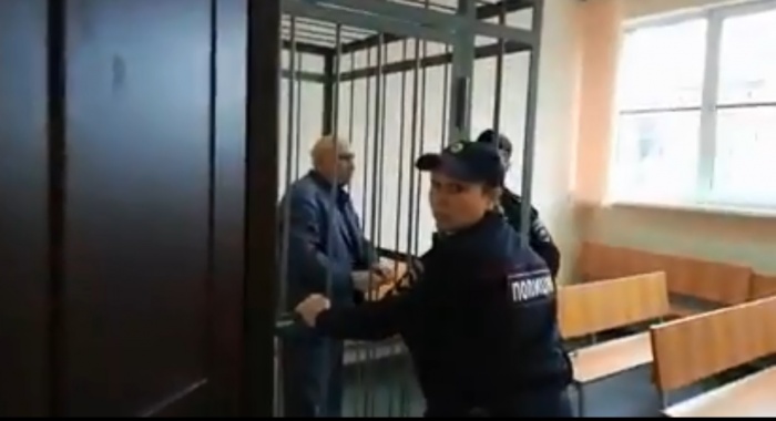 В результатах экспертизы указано, что у Воробьева появились «бредовые идеи преследования, отравления» В результатах экспертизы указано, что у Воробьева появились «бредовые идеи преследования, отравления»