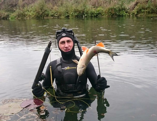 «Зачем рисковать водолазами — он уже утонул»: пропавшего на подводной охоте уфимца будут искать летом