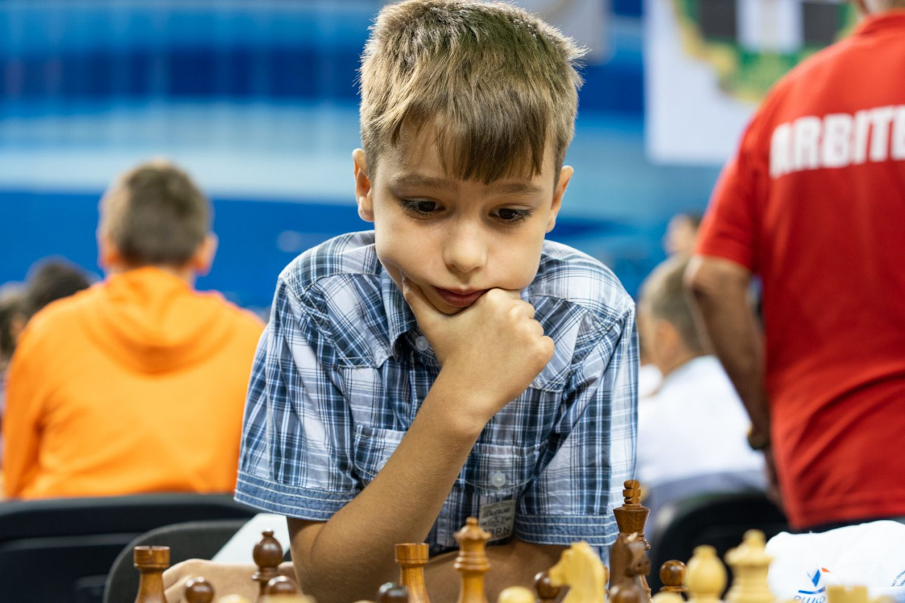 Школьник из Челябинска стал чемпионом мира по быстрым шахматам