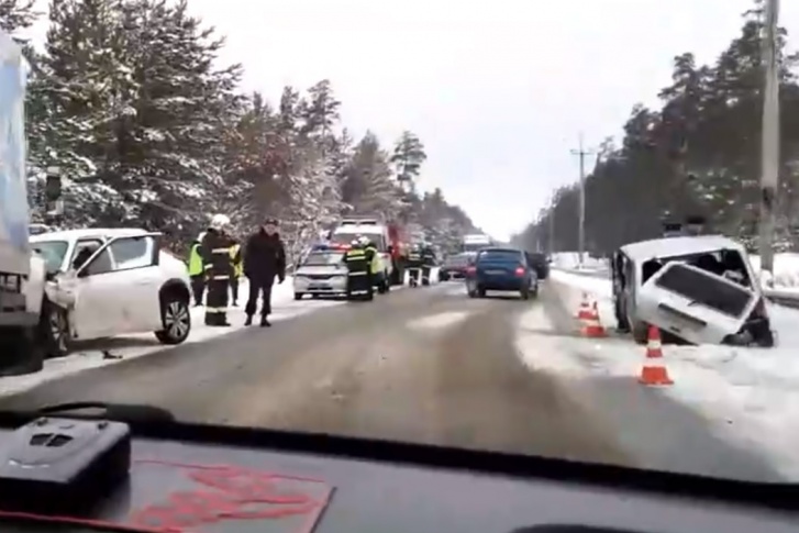 Из-за ДТП было организовано реверсивное движение Из-за ДТП было организовано реверсивное движение