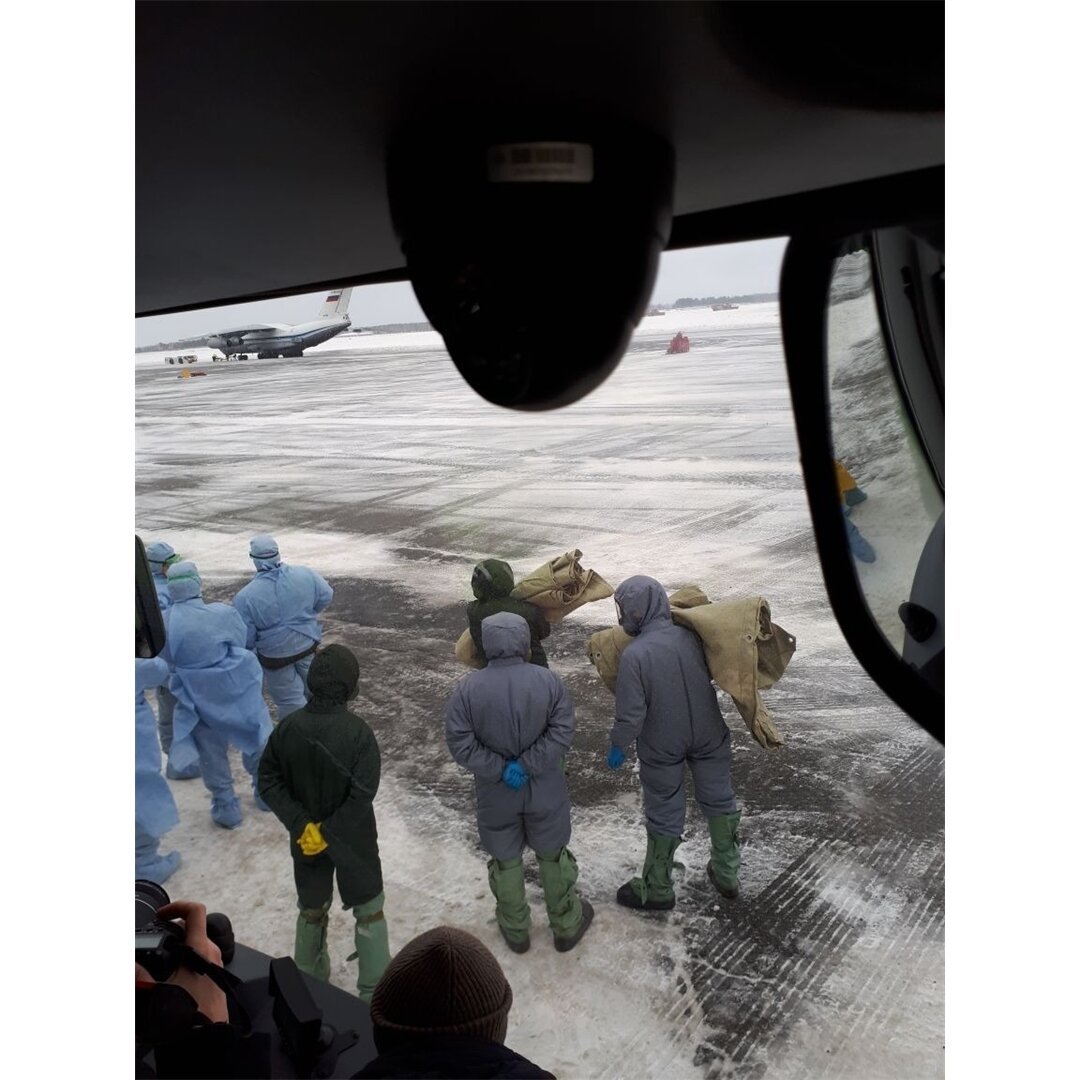 Весь аэропорт готовится встретить пассажиров из Китая с раннего утра Весь аэропорт готовится встретить пассажиров из Китая с раннего утра