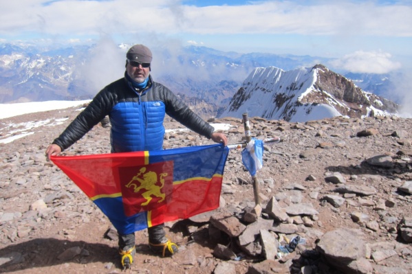 Вершина Аконкагуа (6962м), Аргентина. Высшая точка Южной Америки Вершина Аконкагуа (6962м), Аргентина. Высшая точка Южной Америки