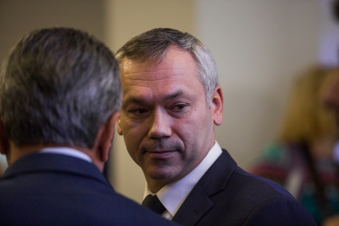 Травников официально подтвердил увольнение двух чиновников из правительства Травников официально подтвердил увольнение двух чиновников из правительства