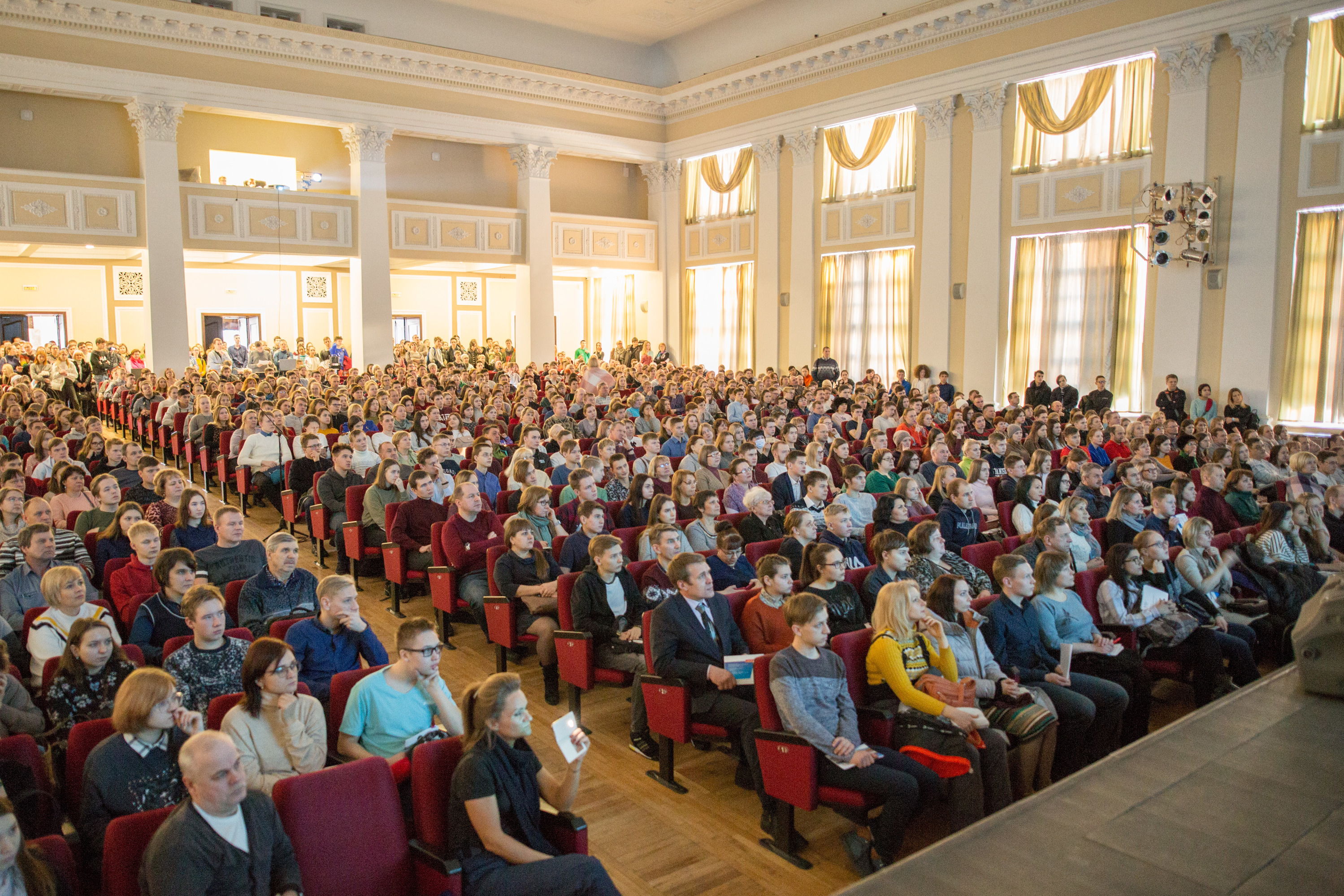 Школьникам расскажут, как выбрать направление подготовки и поступить в вуз Общес