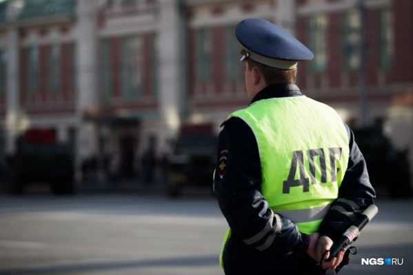 Сотрудникам ДПС предстоит выяснить обстоятельства произошедшего Сотрудникам ДПС предстоит выяснить обстоятельства произошедшего