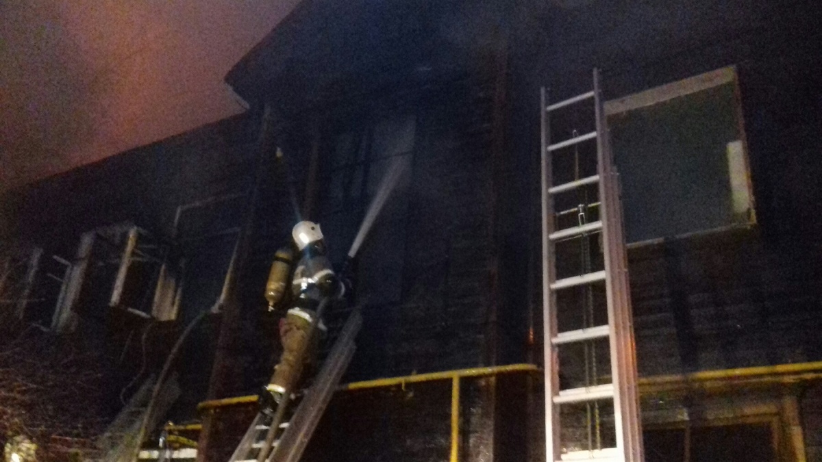 Пожар ликвидировали 65 человек Пожар ликвидировали 65 человек