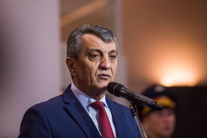Полпред Сергей Меняйло заявил, что не боится возможных санкций Полпред Сергей Меняйло заявил, что не боится возможных санкций
