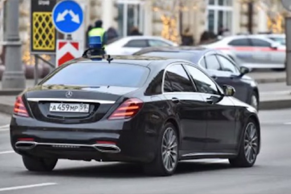 Активисты считают, что на этом автомобиле по Москве ездит сам Решетников Активисты считают, что на этом автомобиле по Москве ездит сам Решетников 