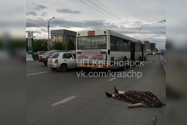 Причина смерти водителя пока неясна Причина смерти водителя пока неясна