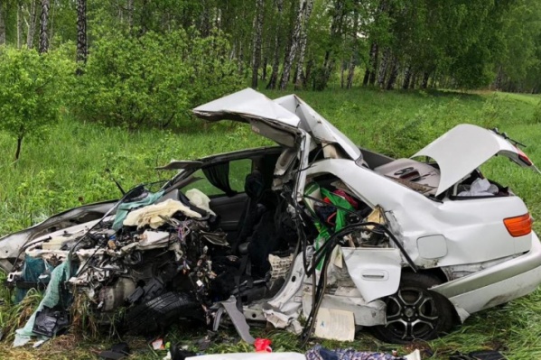 В аварии погибли три человека В аварии погибли три человека