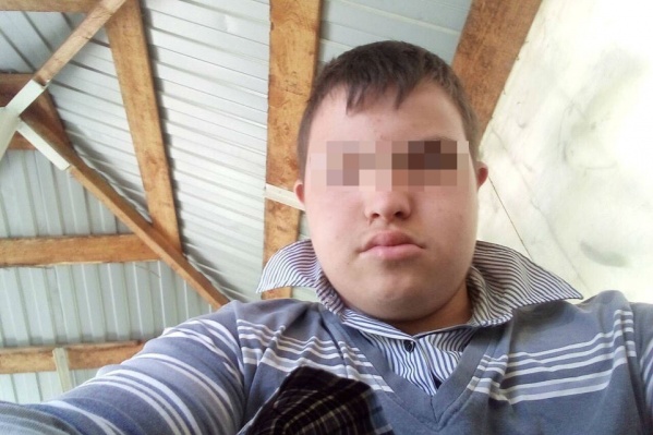 Мальчик плохо разговаривает Мальчик плохо разговаривает