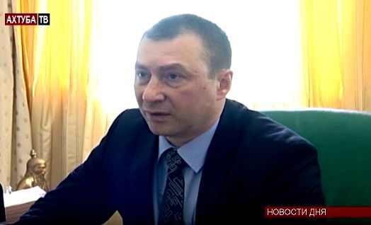 Борис Коротков долго не задерживался на работах Борис Коротков долго не задерживался на работах