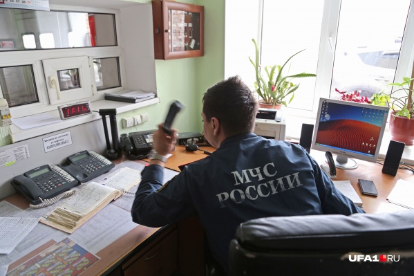 Сигнал о возможном пожаре поступил в 23:30 по местному времени Сигнал о возможном пожаре поступил в 23:30 по местному времени
