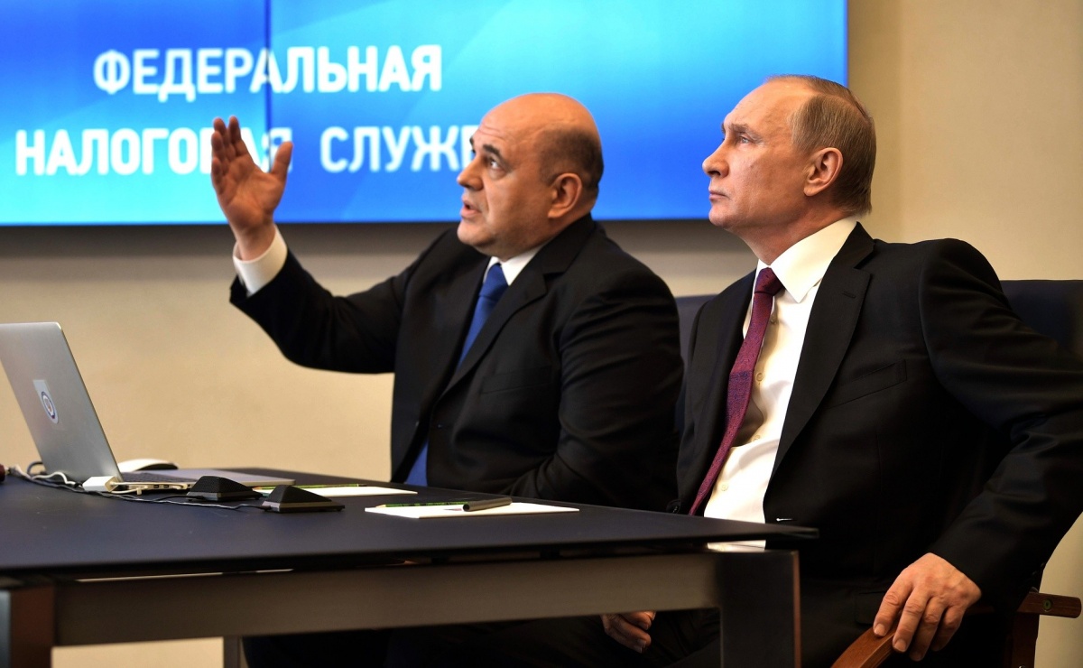 Выбор кандидата на пост главы правительства Владимир Путин сделал сразу же Выбор кандидата на пост главы правительства Владимир Путин сделал сразу же