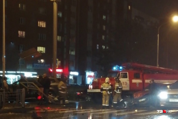 На месте работали полицейские, а также специалисты из пожарной части На месте работали полицейские, а также специалисты из пожарной части 