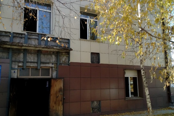 В реконструируемом корпусе пациентов и врачей не было В реконструируемом корпусе пациентов и врачей не было