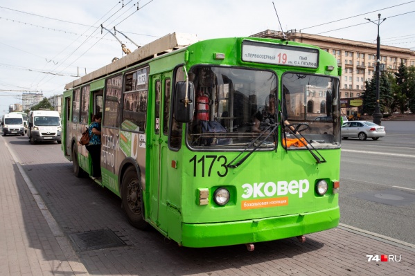 Создать выделенные полосы для общественного транспорта в Челябинске собираются уже два года Создать выделенные полосы для общественного транспорта в Челябинске собираются уже два года