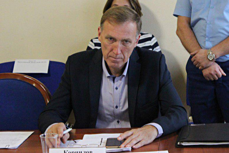 У Корнилова особо удачно шли дела на работе У Корнилова особо удачно шли дела на работе