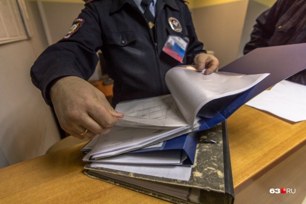 Страж порядка отказался от подарков бизнесмена Страж порядка отказался от подарков бизнесмена