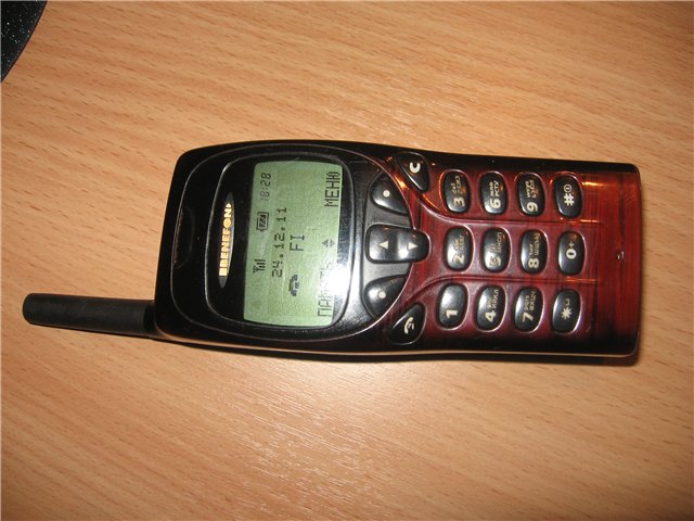 Помните звук кнопок у таких телефонов?
