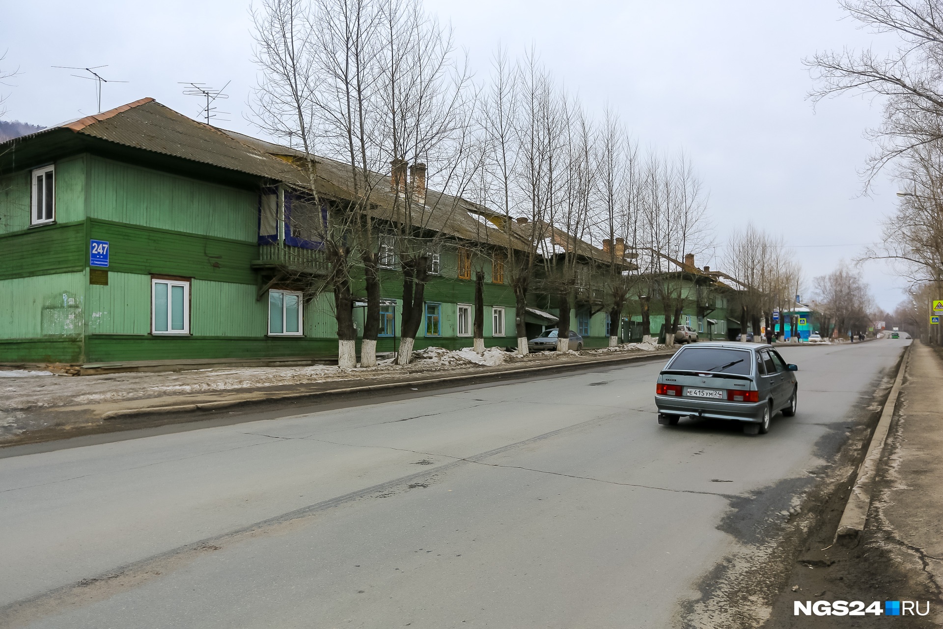Дома на Свердловской спрячут за экранами от глаз гостей Универсиады Дома на Свердловской спрячут за экранами от глаз гостей Универсиады