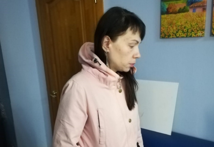 Мария спокойно воровала, не стесняясь камер наблюдения Мария спокойно воровала, не стесняясь камер наблюдения