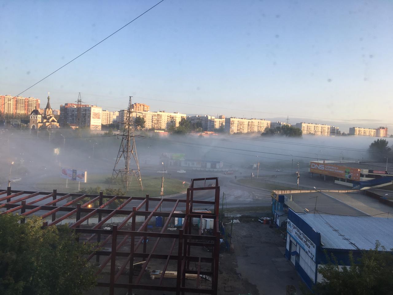Постепенно туман начал сползать в низины Постепенно туман начал сползать в низины 