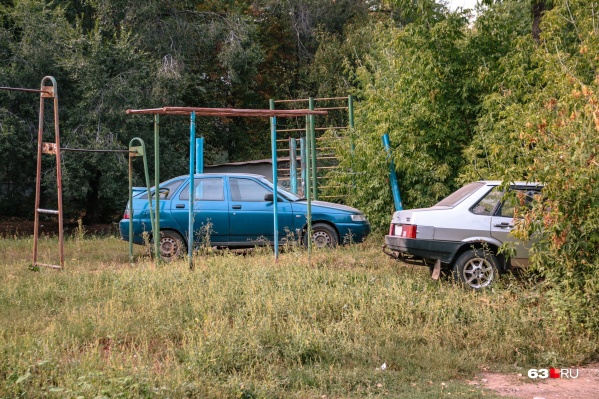 Штраф за парковку на газоне в москве без фото