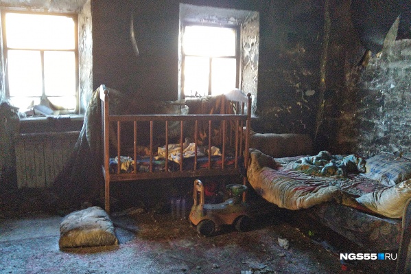 Здесь по-прежнему всё напоминает о детях Здесь по-прежнему всё напоминает о детях