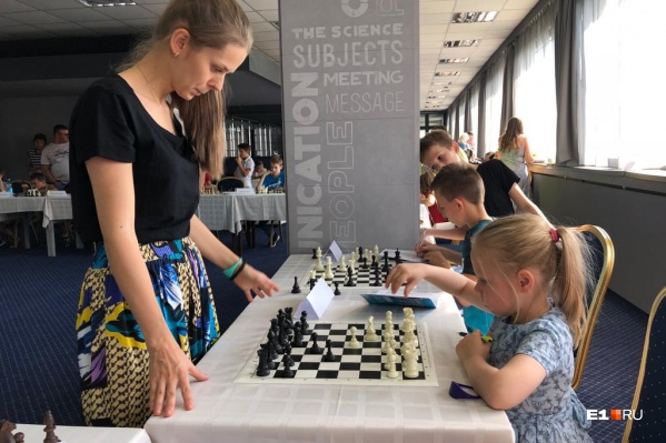 Мастер-класс Ангелине дала олимпийская чемпионка Татьяна Косинцева Мастер-класс Ангелине дала олимпийская чемпионка Татьяна Косинцева
