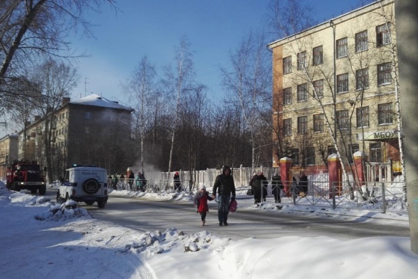 Письма о заложенной взрывчатке получили 15 школ и детсадов Письма о заложенной взрывчатке получили 15 школ и детсадов