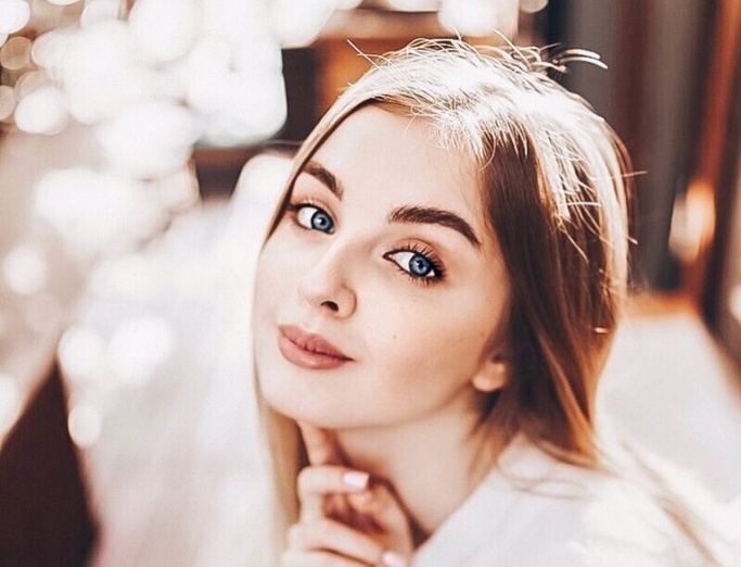 19-летняя Кристина Ребрик 19-летняя Кристина Ребрик