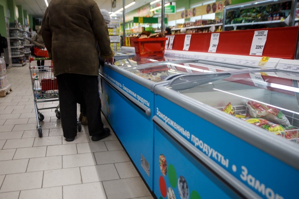 Поддельное сливочное масло продавалось в тюменских магазинах. Его делали из растительных жиров, но продукцию выдавали за натуральное масло из коровьего молока Поддельное сливочное масло продавалось в тюменских магазинах. Его делали из растительных жиров, но продукцию выдавали за натуральное масло из коровьего молока 