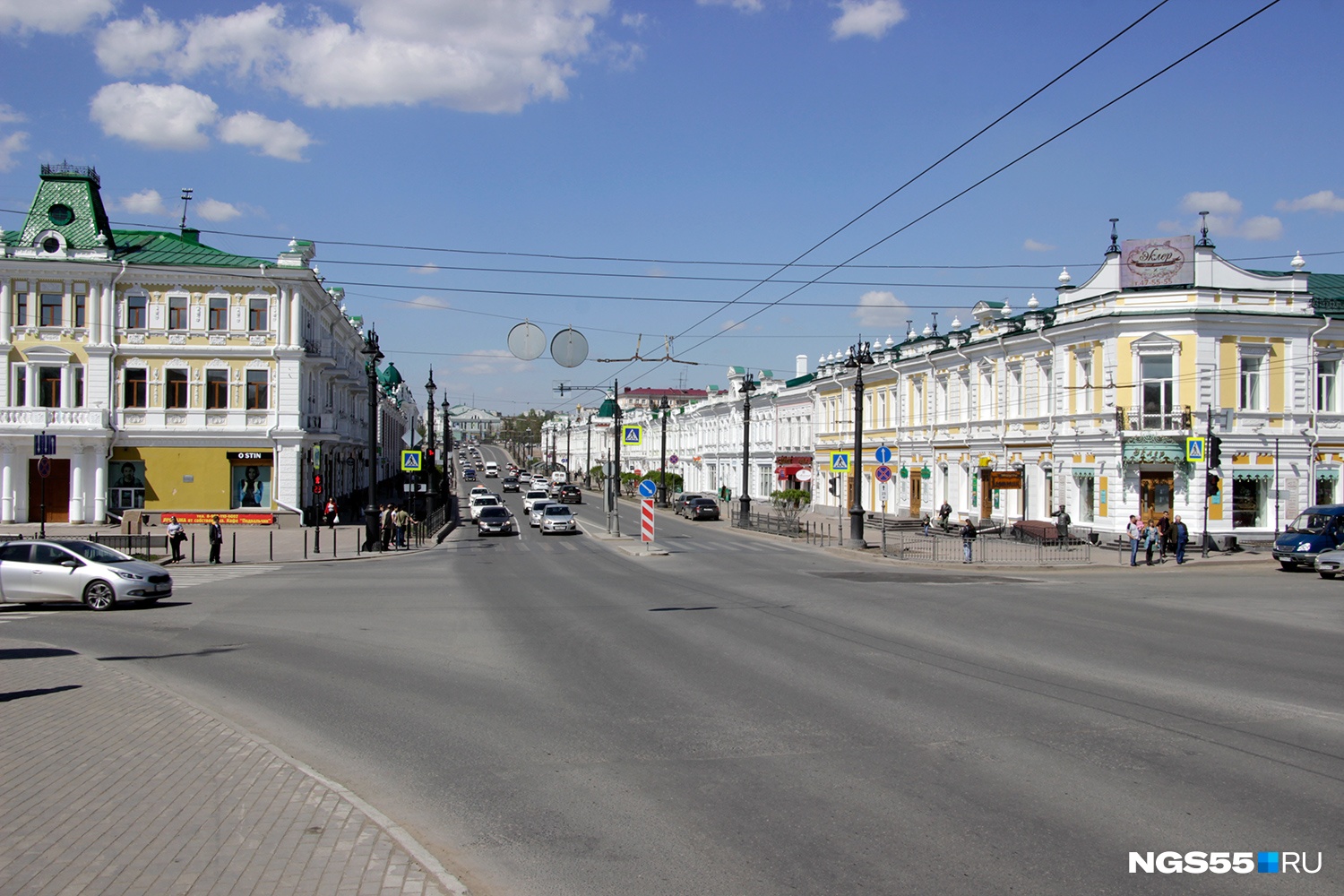 Проспекты омска. Любинский проспект Омск. Лёбинский проспект Омск. Город Омск Любинский проспе. Омск Любинский проспект ночью.