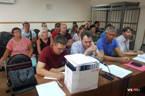 В трагедии на Волге обвинили Леонида Жданова и погибшего Дмитрия Хахалева В трагедии на Волге обвинили Леонида Жданова и погибшего Дмитрия Хахалева 