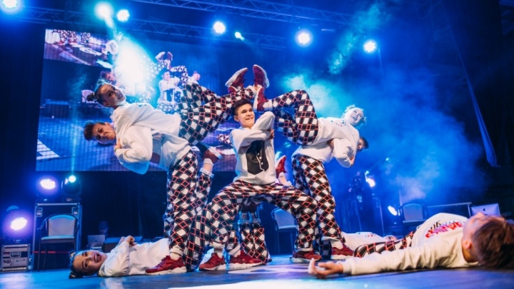 Планы на выходные: танцуем хип-хоп, болеем за штангистов на Кубке России, смотрим короткометражки