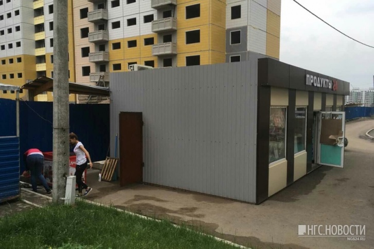 Теперь шесть павильонов с БСМП стоят на 1-й Хабаровской Теперь шесть павильонов с БСМП стоят на 1-й Хабаровской