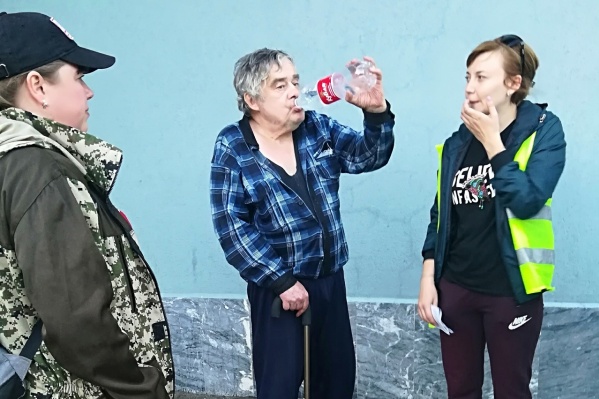 У Сергея Олисова бывают провалы в памяти, есть проблемы со здоровьем, но благодаря волонтерам он вернулся домой живым У Сергея Олисова бывают провалы в памяти, есть проблемы со здоровьем, но благодаря волонтерам он вернулся домой живым