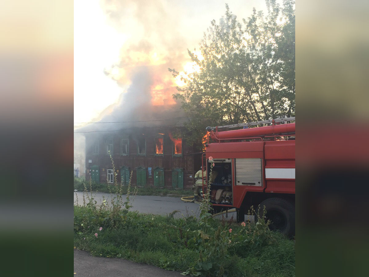 пожар в уфе сейчас. 05. что творится в уфе в настоящий. уфа новости с тц. пожар вокзал уфа 2022.