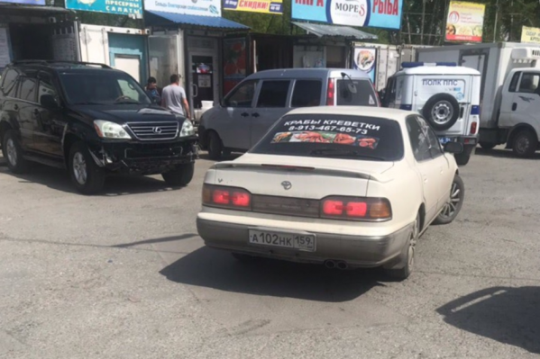 Баллон с фреоном взорвался у одного из арендаторов рынка Баллон с фреоном взорвался у одного из арендаторов рынка