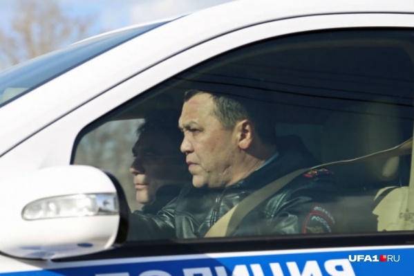 Динар Гильмутдинов сам участвует в рейдах Динар Гильмутдинов сам участвует в рейдах